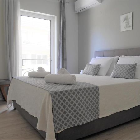 Porto Plaza City Center Apartment Ac/Wifi Ираклион Экстерьер фото