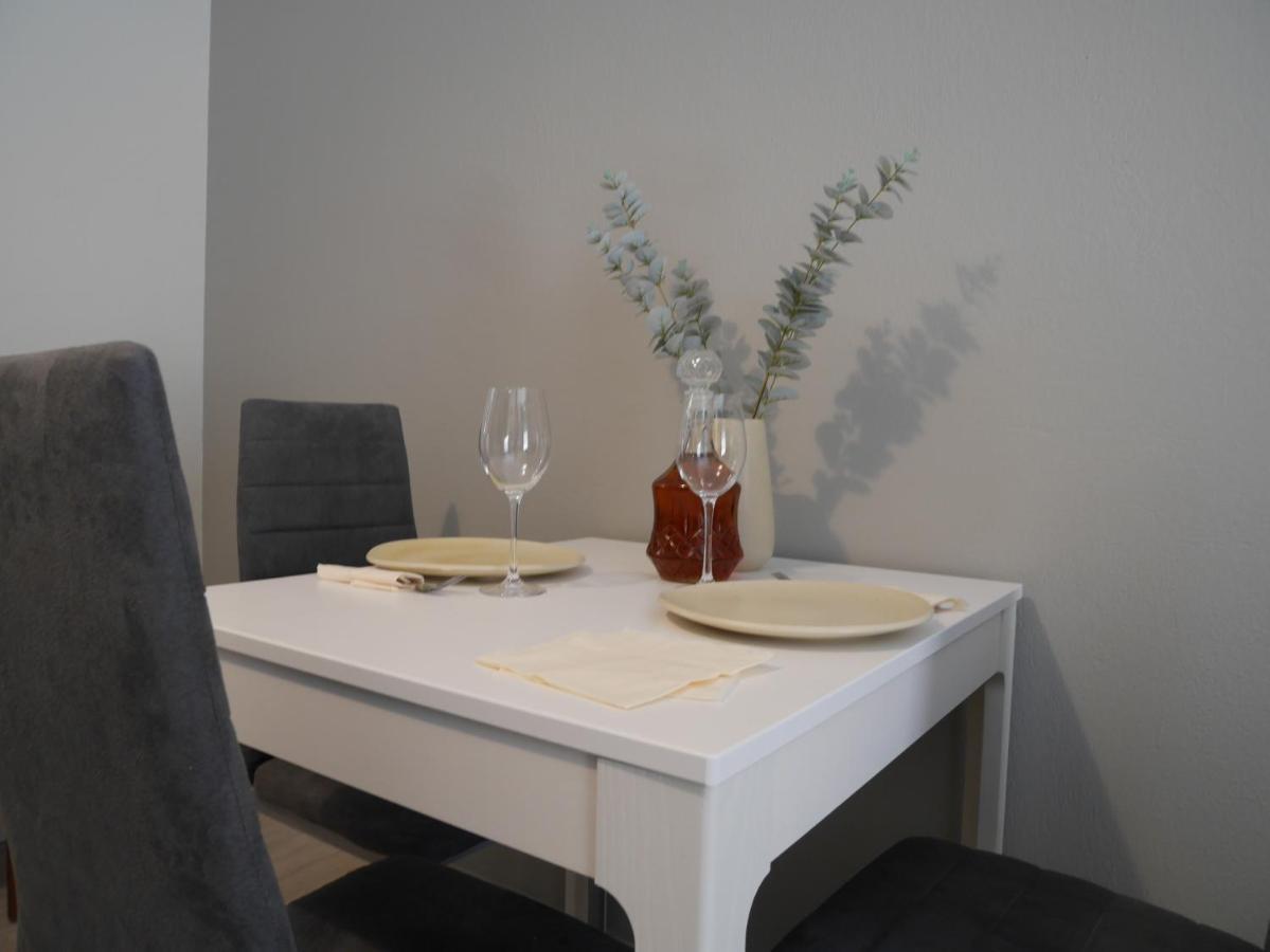 Porto Plaza City Center Apartment Ac/Wifi Ираклион Экстерьер фото