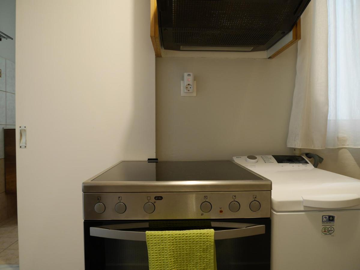 Porto Plaza City Center Apartment Ac/Wifi Ираклион Экстерьер фото