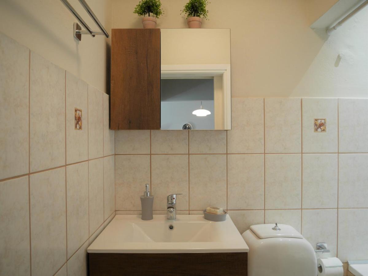 Porto Plaza City Center Apartment Ac/Wifi Ираклион Экстерьер фото