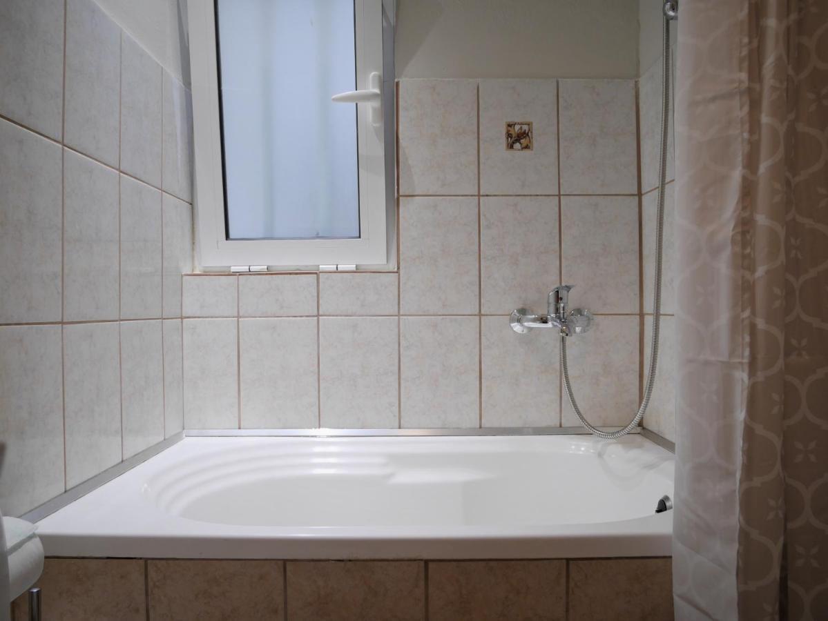 Porto Plaza City Center Apartment Ac/Wifi Ираклион Экстерьер фото